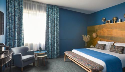 Premium King Room
