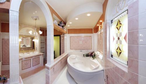 King Room with Spa Bath