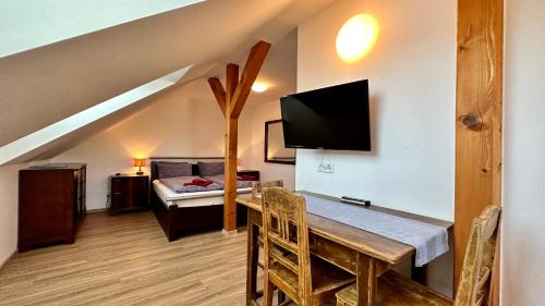 Double Room with Private Bathroom