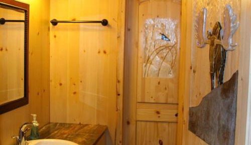 Cottage (8 Adults)
