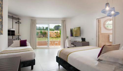 King Room with Pool View