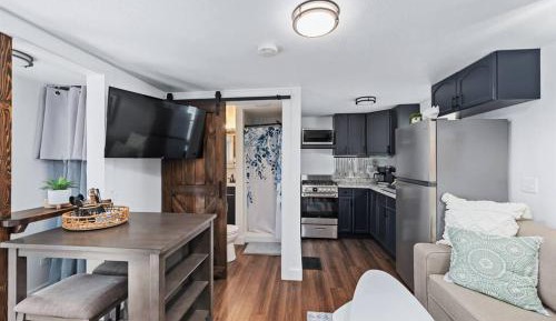 One-Bedroom House