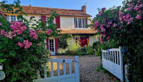 Seven-Bedroom House