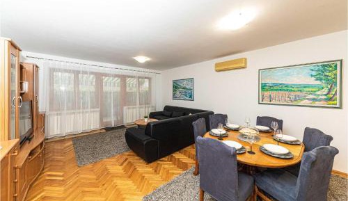 Four-Bedroom Holiday Home