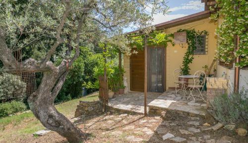 Superior One-Bedroom Apartment