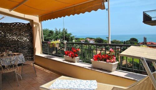 Apartment with Sea View