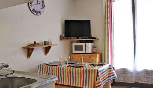Apartment (4 Adults)