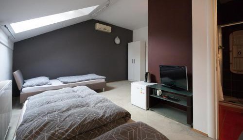 Twin Room with Private Bathroom