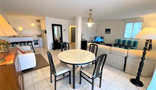 Apartment (4 Adults)