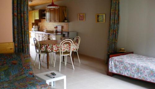 One-Bedroom House