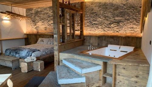 King Room with Spa Bath