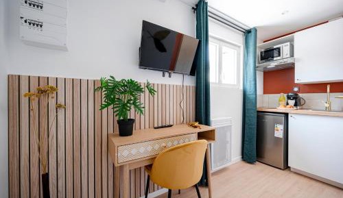 Standard Studio