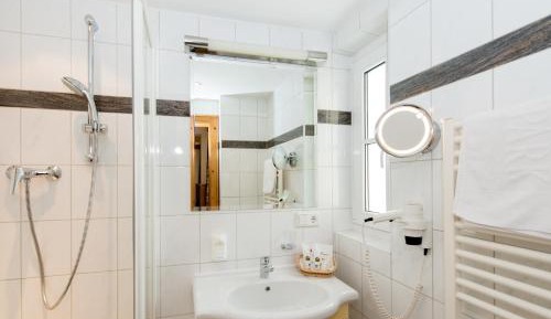 Large Single Room