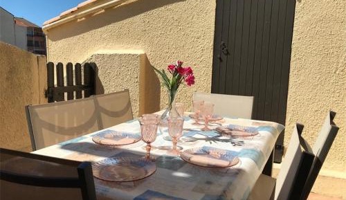 Apartment (6 Adults)