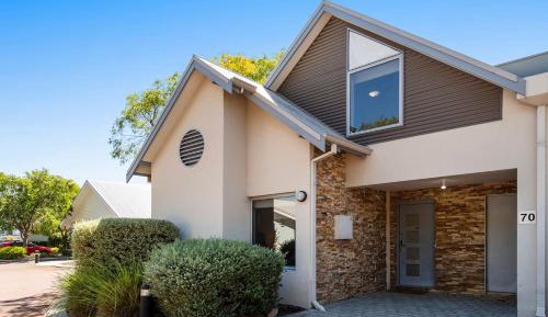 Three-Bedroom Townhouse
