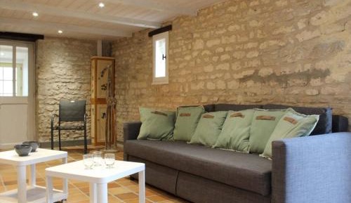 Holiday Home (5 Adults)