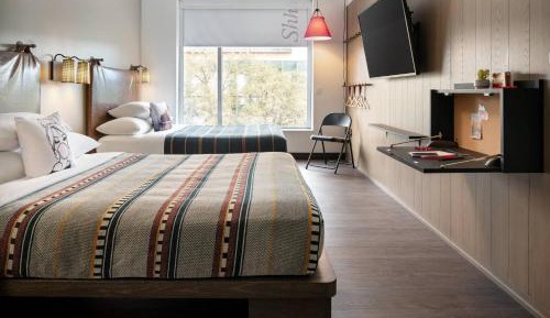Double Queen Room