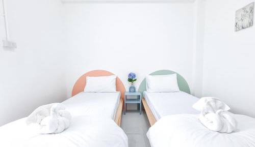 Standard Twin Room