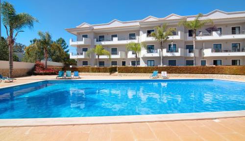 Superior One-Bedroom Apartment with Balcony