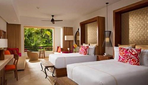 Junior Suite Tropical View Double
