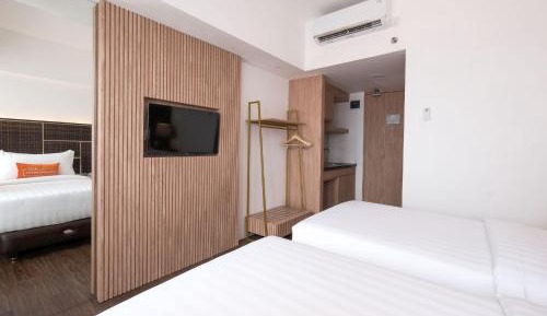 Twin Room with Balcony