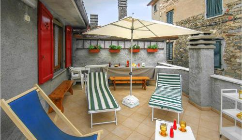 Three-Bedroom Holiday Home 