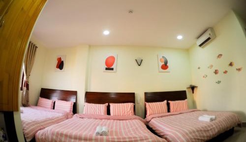 Mixed Dormitory Room