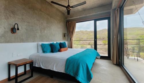 Deluxe Double or Twin Room with Sea View