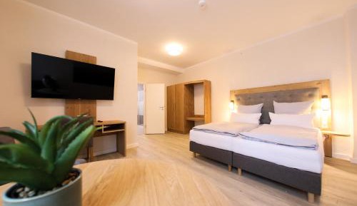 Deluxe Family Suite