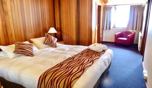 Two-Bedroom Suite