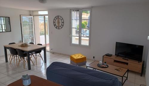 One-Bedroom House