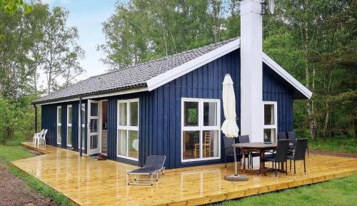 Three-Bedroom Vacation Home 