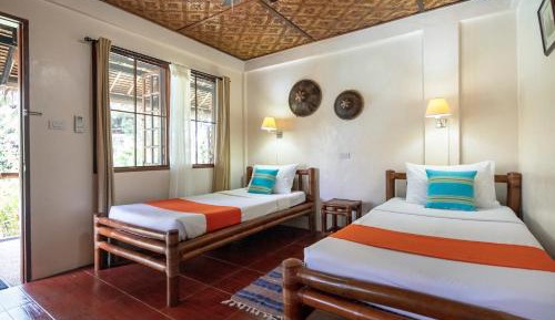 Standard Room with Garden View