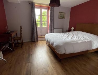 Deluxe Double Room with Shower