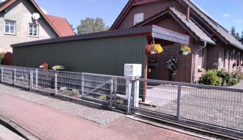 Standard Double Room with Shared Bathroom