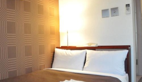 Semi Double Room - Non-Smoking 
