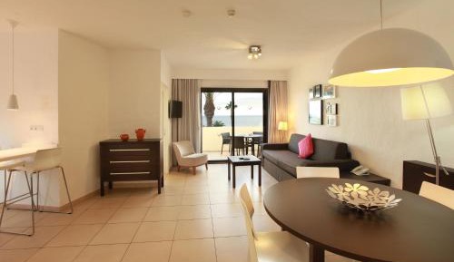 Two-Bedroom Apartment (3 Adults + 2 Children)