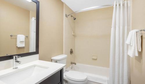 Deluxe Double Room with Two Double Beds - Non-Smoking