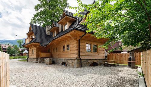 Six-Bedroom House