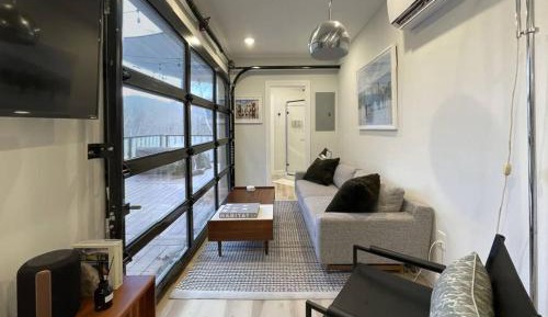 One-Bedroom House