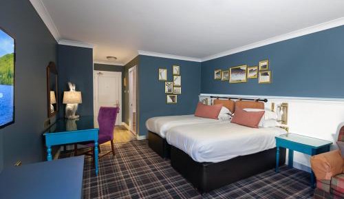 Contemporary Double or Twin Room with Loch View