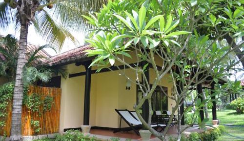 Bungalow Garden view