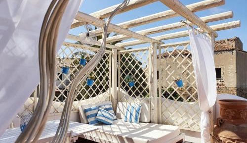 Studio with Terrace