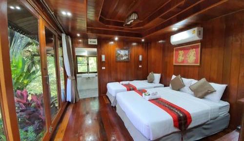 Deluxe Triple Room