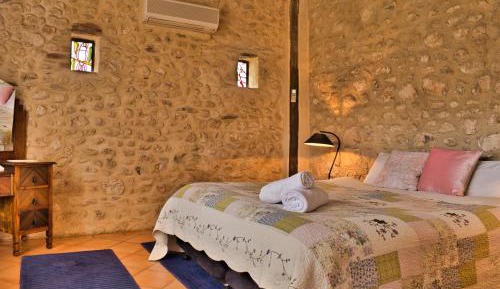 One-Bedroom Cottage with Sea View