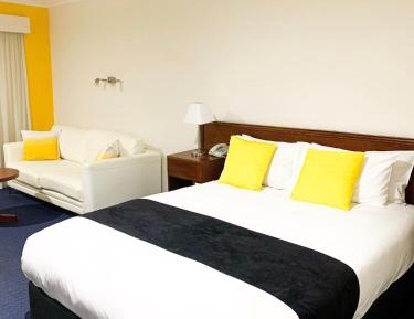 Deluxe Queen Room