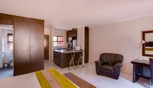 Studio Apartment