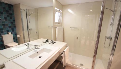 Double or Twin Room with Side Sea View