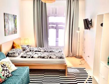 Apartment with Garden View