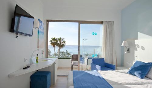 Twin Room with Sea View